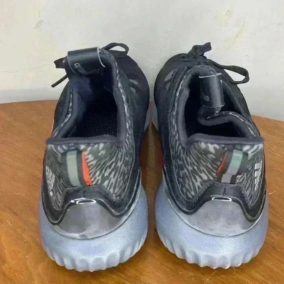 Adidas Men's AlphaBounch Sneaker Black Gray Size 7.5 - Picture 4 of 8